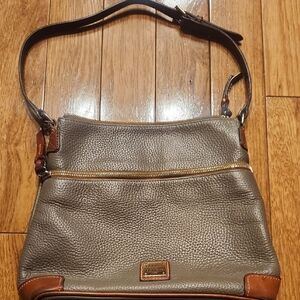 Dooney & Bourke Pebbled Leather Hobo Shoulder Bag Tan Brown P-007